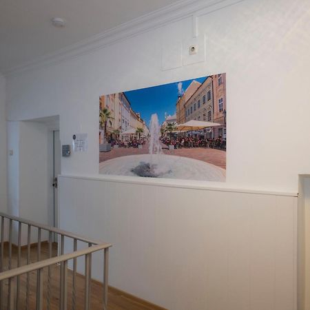 Cityhotel Am Domplatz Self-Checkin Κλάγκενφουρτ Εξωτερικό φωτογραφία