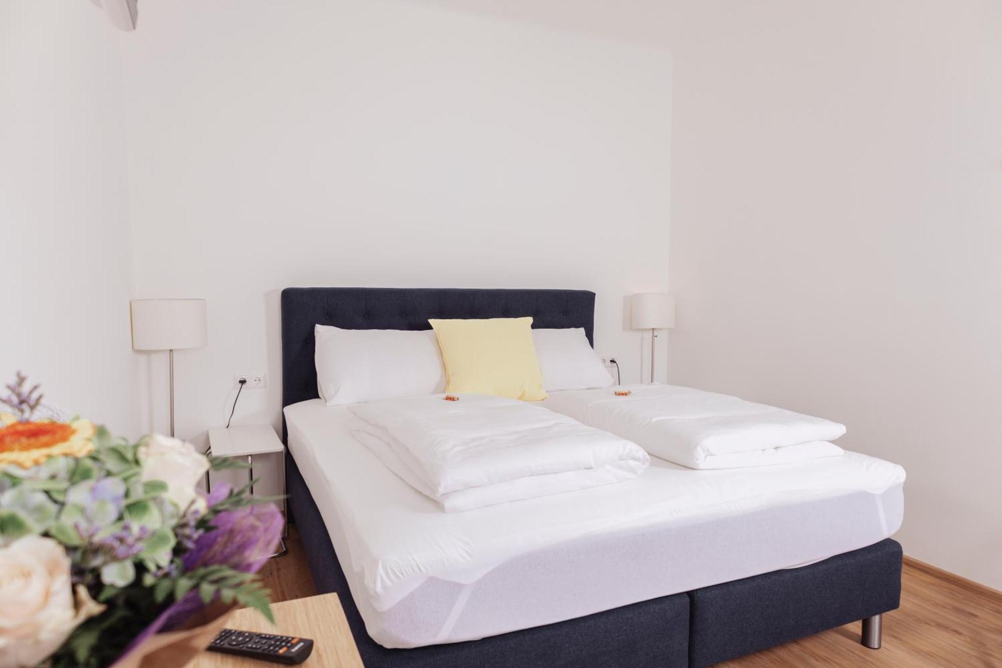 Cityhotel Am Domplatz Self-Checkin Κλάγκενφουρτ Εξωτερικό φωτογραφία