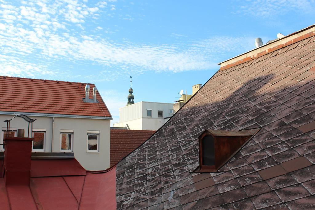 Cityhotel Am Domplatz Self-Checkin Κλάγκενφουρτ Εξωτερικό φωτογραφία